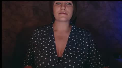 Snapshot of _letty_ chatting on October 8, 2025, 10:29 pm Letty online show from October 8, 2025, 10:29 pm