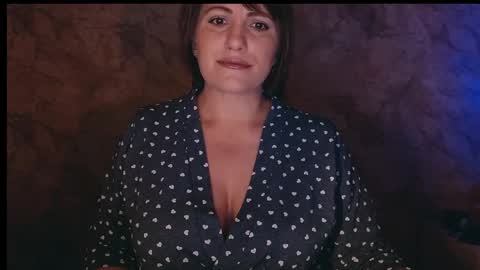 Snapshot of _letty_ chatting on October 12, 2025, 12:31 am Letty online show from October 12, 2025, 12:31 am