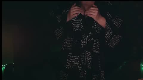 Snapshot of _letty_ chatting on January 31, 2026, 10:19 pm Letty online show from January 31, 2026, 10:19 pm