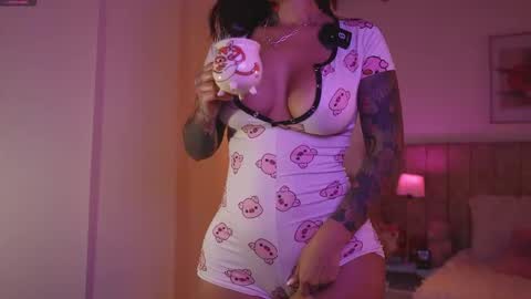 Lissana online show from January 8, 2026, 9:39 pm