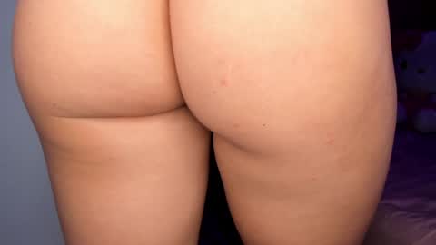 Anna online show from December 21, 2024, 7:27 pm