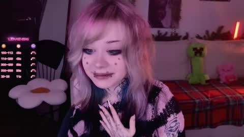 Lolly online show from December 3, 2025, 10:02 am