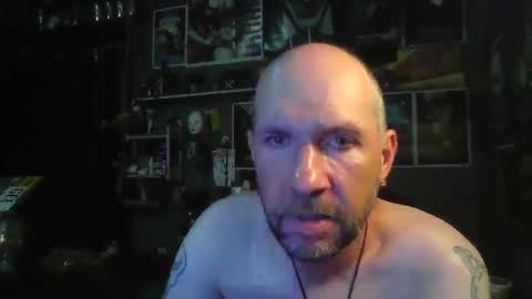 Snapshot of _longfellow chatting on October 9, 2025, 7:34 pm That guy online show from October 9, 2025, 7:34 pm