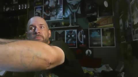 Snapshot of _longfellow chatting on October 12, 2025, 9:58 pm That guy online show from October 12, 2025, 9:58 pm