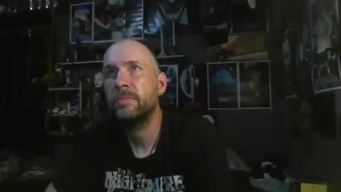 Snapshot of _longfellow chatting on October 16, 2025, 5:52 am That guy online show from October 16, 2025, 5:52 am