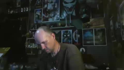 Snapshot of _longfellow chatting on October 18, 2025, 6:30 pm That guy online show from October 18, 2025, 6:30 pm