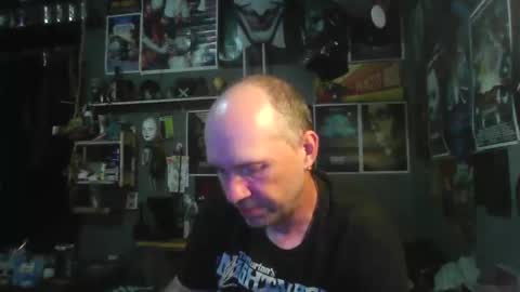 Snapshot of _longfellow chatting on October 28, 2025, 7:05 pm That guy online show from October 28, 2025, 7:05 pm