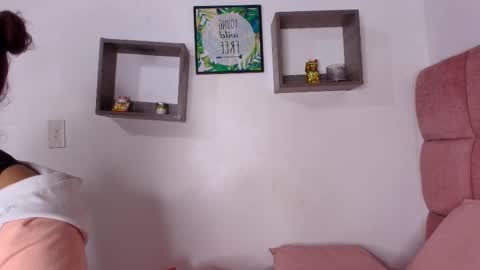 Snapshot of _lorrayne_ chatting on March 7, 2025, 11:51 am Lorrayne online show from March 7, 2025, 11:51 am