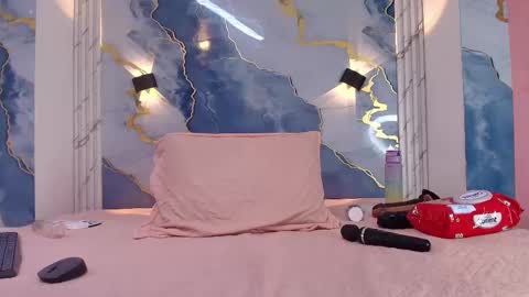 Snapshot of _lorrayne_ chatting on September 10, 2025, 12:16 pm Lorrayne online show from September 10, 2025, 12:16 pm