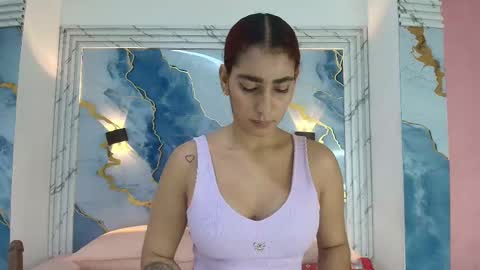 Snapshot of _lorrayne_ chatting on September 18, 2025, 12:07 pm Lorrayne online show from September 18, 2025, 12:07 pm