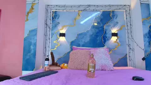 Snapshot of _lorrayne_ chatting on January 16, 2026, 12:09 pm Lorrayne online show from January 16, 2026, 12:09 pm