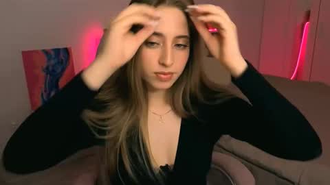 Amanda  mandy online show from October 20, 2025, 2:50 pm