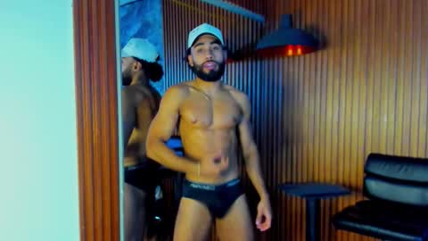 _luca_flame online show from September 21, 2025, 1:07 am