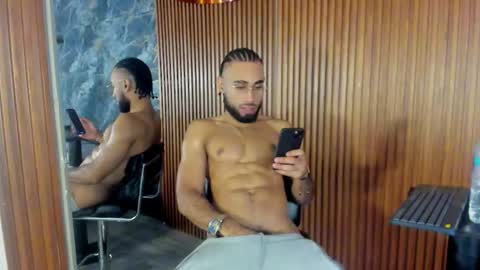 _luca_flame online show from October 6, 2025, 3:37 am