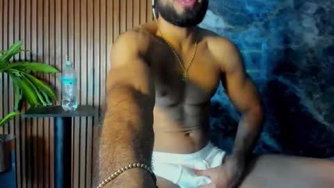 _luca_flame online show from October 7, 2025, 5:54 pm