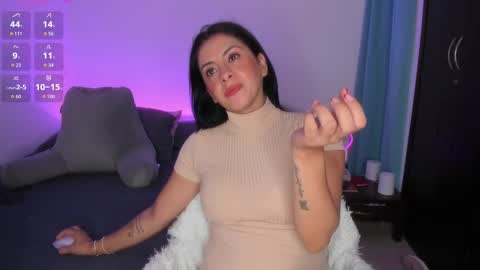   online show from November 13, 2025, 12:15 pm