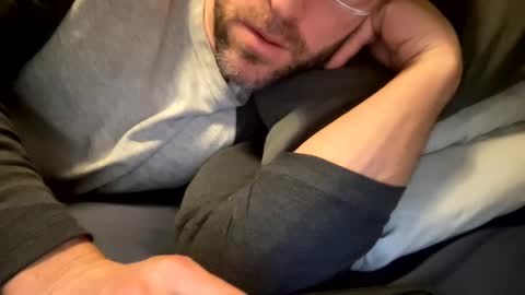 _lululeo_ online show from December 8, 2024, 6:11 am