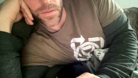 _lululeo_ online show from February 23, 2025, 10:20 pm