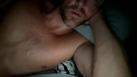 _lululeo_ online show from September 10, 2025, 4:01 am