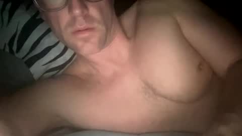 _lululeo_ online show from February 20, 2026, 6:26 am