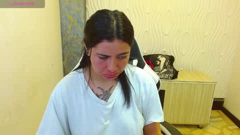 luna torres online show from April 21, 2026, 1:28 pm