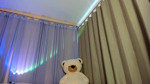 Maia online show from February 17, 2026, 7:09 pm