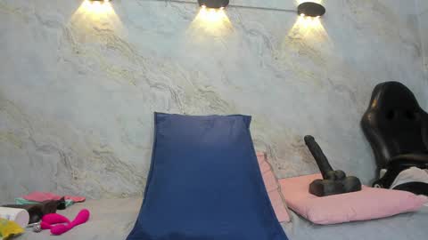 Maddy online show from January 19, 2025, 11:56 am