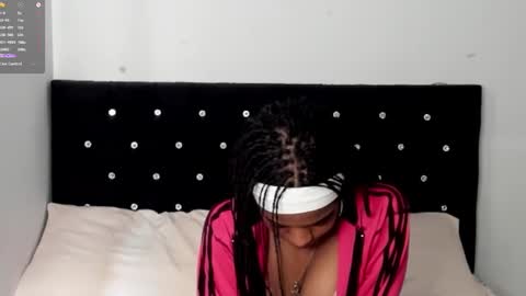 MARCELA online show from February 6, 2025, 2:58 pm