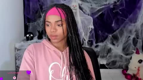 MARCELA online show from October 9, 2025, 4:10 am