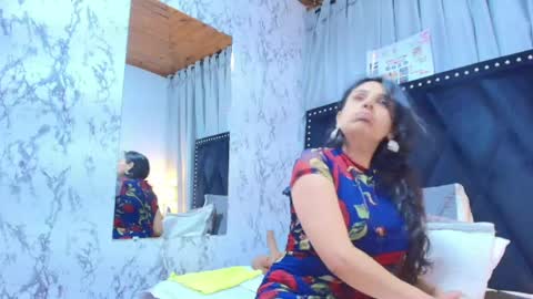 Snapshot of _marcela__ chatting on June 3, 2026, 11:24 am _marcela__ online show from June 3, 2026, 11:24 am