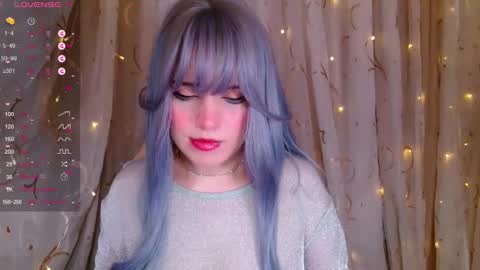 Kira online show from March 4, 2025, 11:51 am