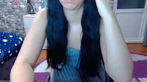 Snapshot of _mari___ chatting on January 14, 2026, 8:09 am Mari online show from January 14, 2026, 8:09 am