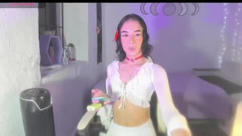 Mariana Fox online show from April 22, 2026, 11:23 am