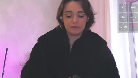 Mari online show from March 12, 2026, 6:41 am