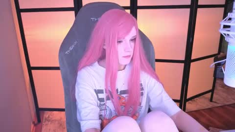 Mariko online show from April 23, 2026, 3:36 pm