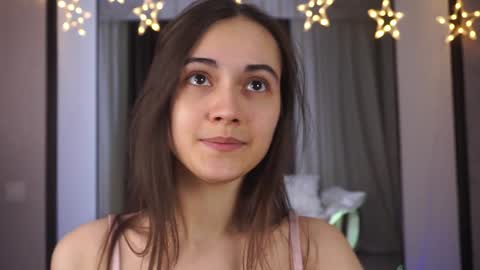  Gwen  online show from December 8, 2024, 1:13 am