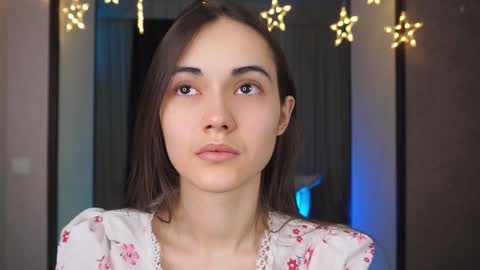  Gwen  online show from December 20, 2024, 9:28 pm