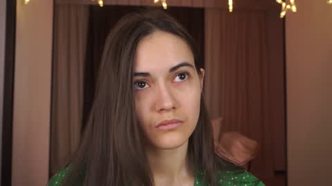  Gwen  online show from December 28, 2024, 8:25 pm