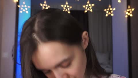  Gwen  online show from January 19, 2025, 8:51 pm