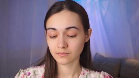  Gwen  online show from February 28, 2025, 8:18 pm