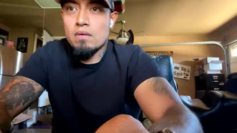 Mass Shaft online show from April 28, 2026, 8:36 pm