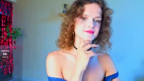 Snapshot of _masterpiece__ chatting on July 2, 2026, 8:09 am Sophia online show from July 2, 2026, 8:09 am