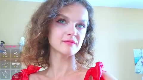 Snapshot of _masterpiece__ chatting on July 5, 2026, 8:43 am Sophia online show from July 5, 2026, 8:43 am