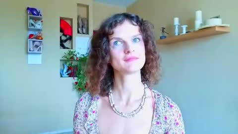 Snapshot of _masterpiece__ chatting on July 18, 2026, 8:40 am Sophia online show from July 18, 2026, 8:40 am