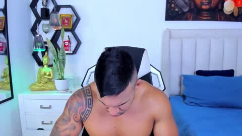 _matthew_santos_ online show from October 15, 2025, 7:47 pm