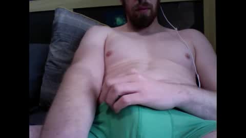 _maverick1985_ online show from March 9, 2025, 10:52 am