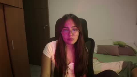 max and abby online show from May 27, 2026, 1:24 am