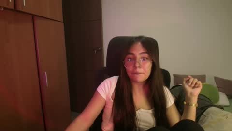 max and abby online show from May 27, 2026, 1:57 am