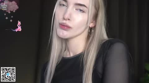 Elva and Kate  online show from September 25, 2025, 6:50 am