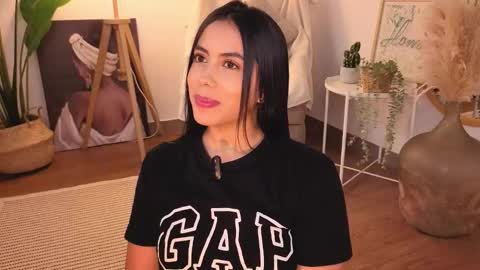 Megan online show from November 14, 2025, 8:29 pm